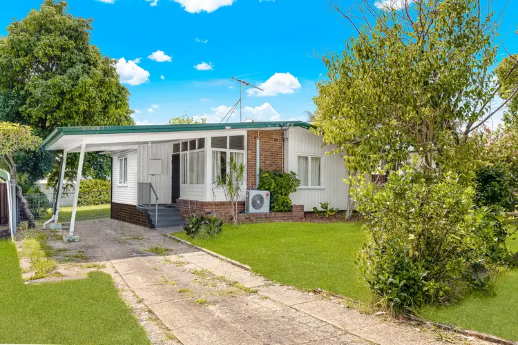31 Leyte Avenue, Lethbridge Park NSW 2770