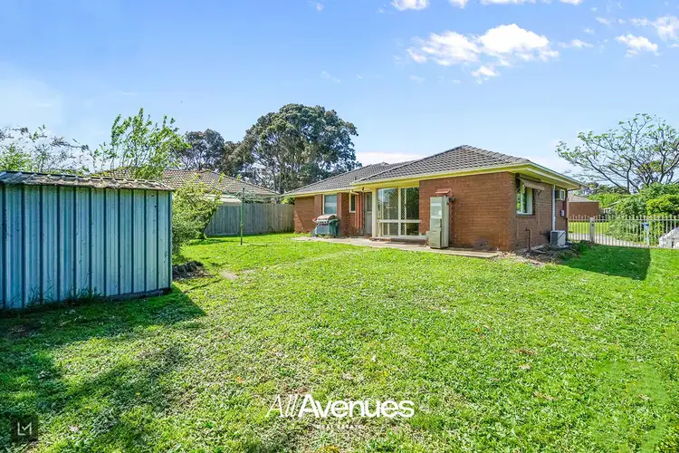 11 Tongola Court, Cranbourne VIC 3977