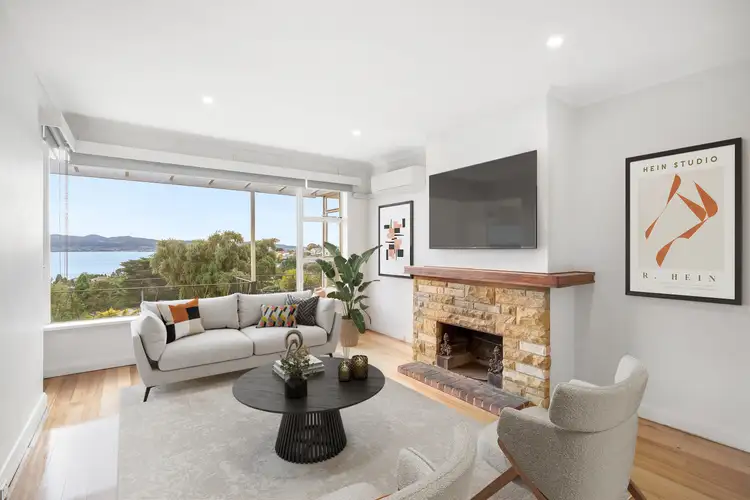 1/240 Churchill Avenue, Sandy Bay TAS 7005
