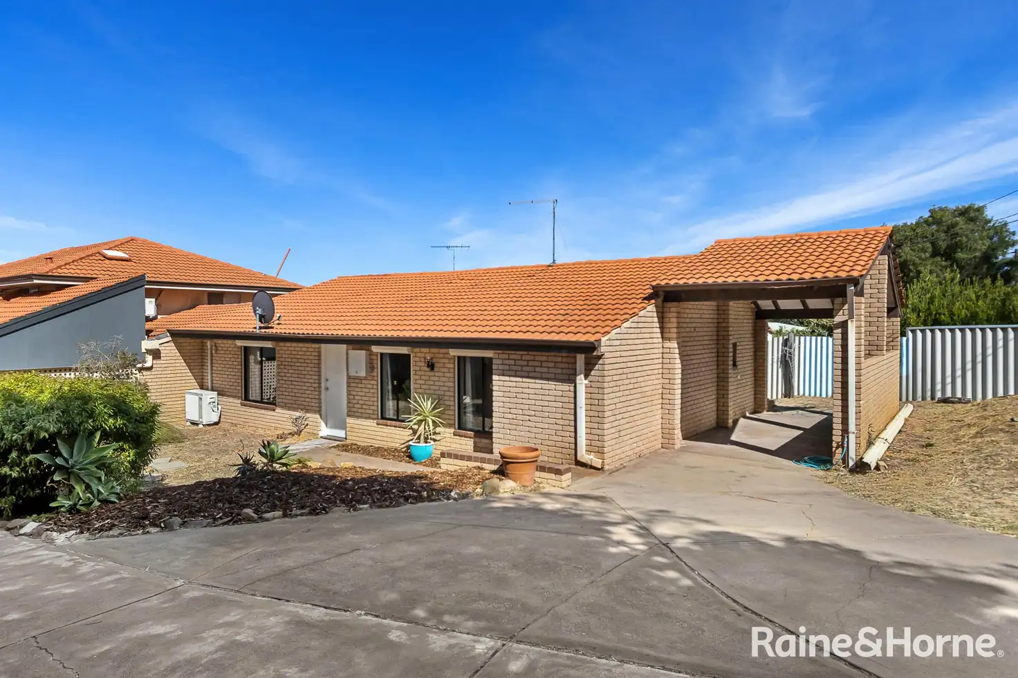 Main view of Homely semi-detached listing, 2/16 Gregory Road, Dawesville WA 6211