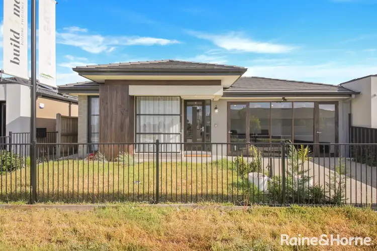 15 Santarosa Avenue, Tarneit VIC 3029
