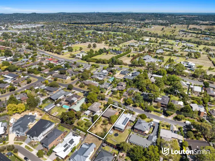 32 Rolloway Rise, Chirnside Park VIC 3116