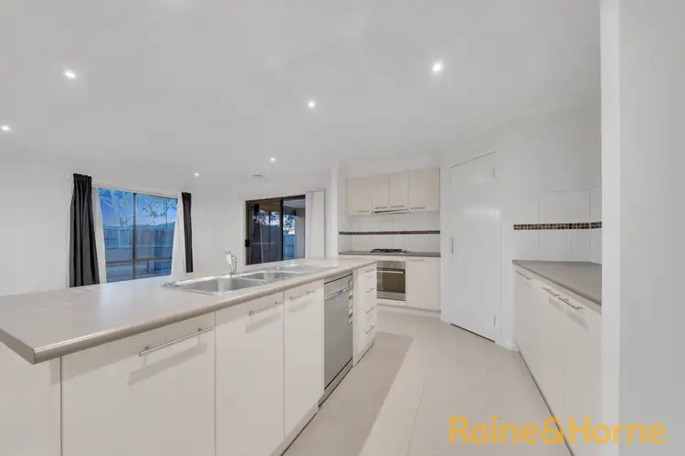 Fifth view of Homely house listing, 2 Armstrong Street, Cranbourne East VIC 3977