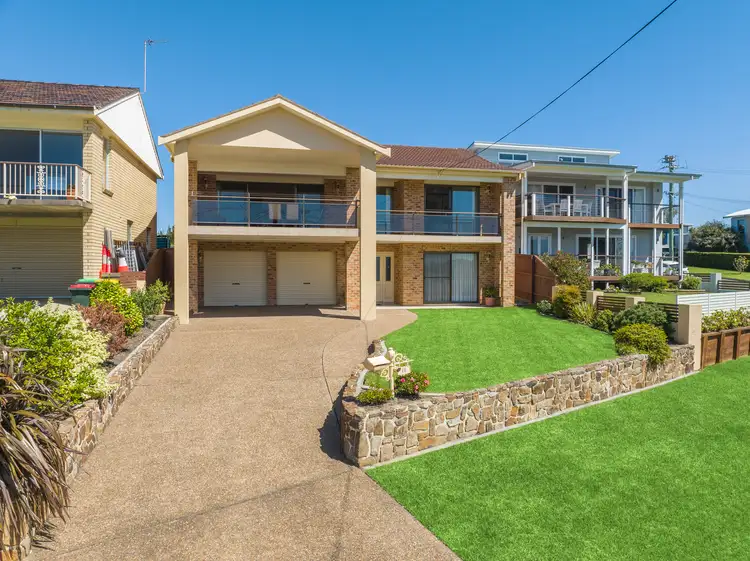 16 Gwinganna Avenue, Kiama NSW 2533