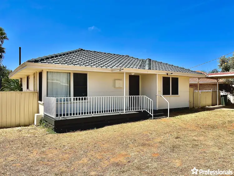 4 Petchell Street, Rangeway WA 6530