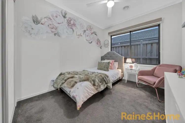 Sixth view of Homely house listing, 26 Elmsford Crescent, Cranbourne West VIC 3977