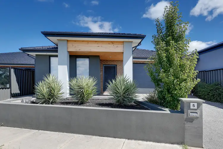 5 Juscelina Drive, Craigieburn VIC 3064