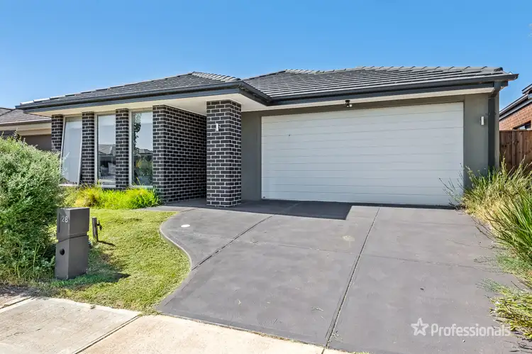 28 Folkestone Road, Werribee VIC 3030