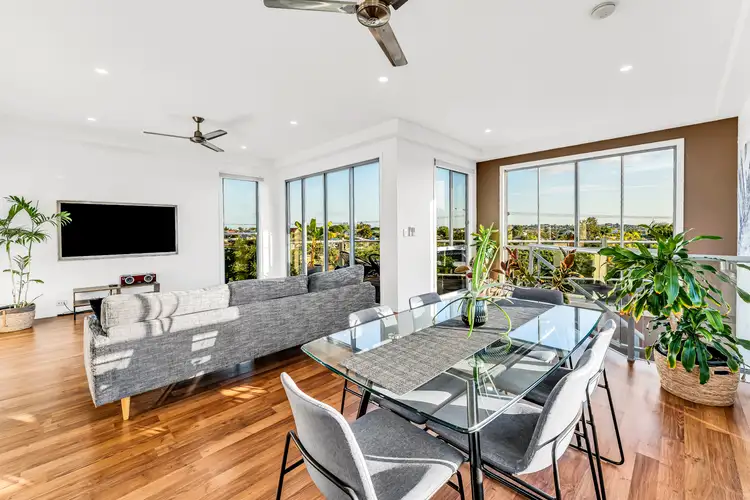 4 Westwood Street, Wavell Heights QLD 4012