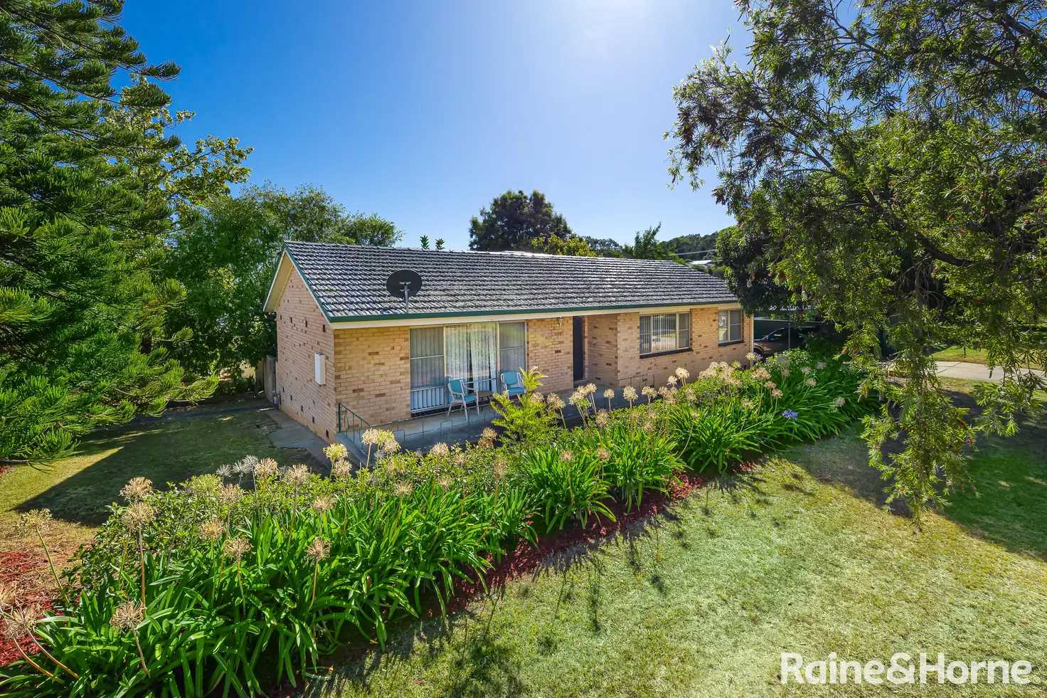 Main view of Homely house listing, 35 Waranga Avenue, Mount Austin NSW 2650