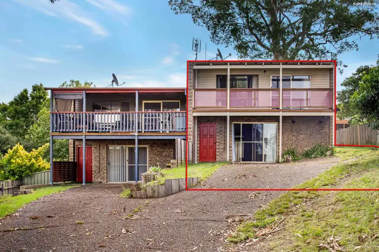 2/4 Berry Place, Surf Beach NSW 2536