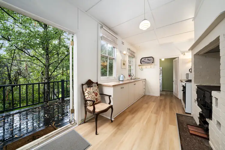 Fifth view of Homely house listing, 10 Tennyson Avenue, Leura NSW 2780