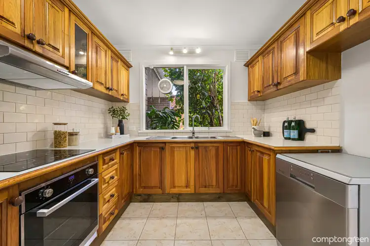 Fifth view of Homely apartment listing, 2/7 Flower Street, Essendon VIC 3040