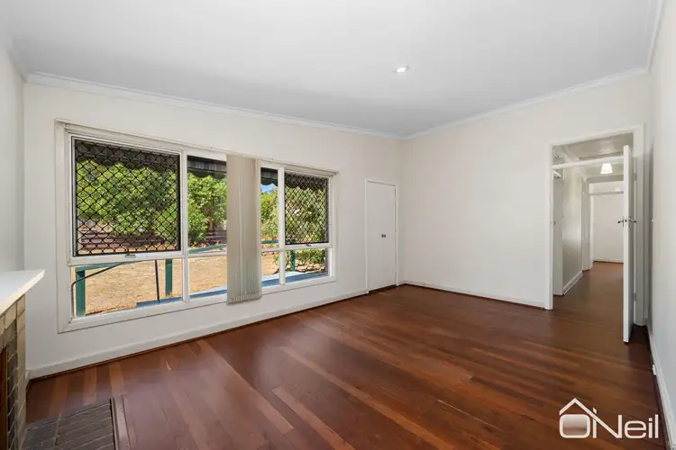 23 Spencer Road, Kelmscott WA 6111