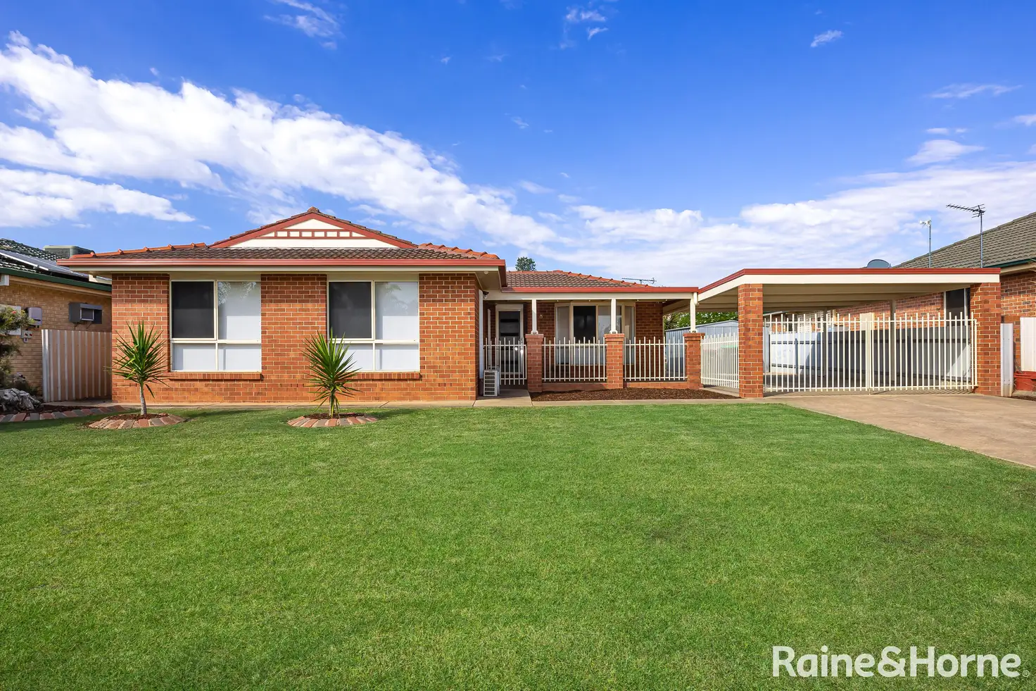 Main view of Homely house listing, 8 Bamarook Crescent, Glenfield Park NSW 2650