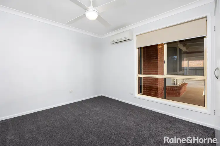 Sixth view of Homely house listing, 8 Bamarook Crescent, Glenfield Park NSW 2650