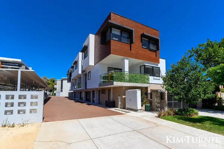 16/7 Groves Avenue, Attadale WA 6156