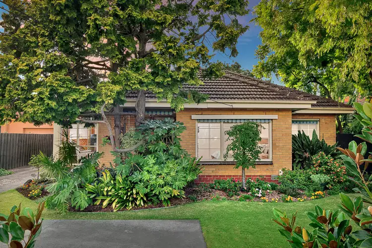 40 Chesterville Road, Cheltenham VIC 3192