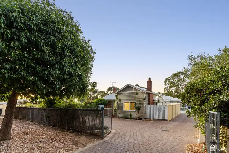 18 Church Street, Kelmscott WA 6111
