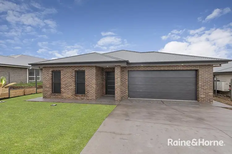 Main view of Homely house listing, 28 Evesham Circuit, Tamworth NSW 2340