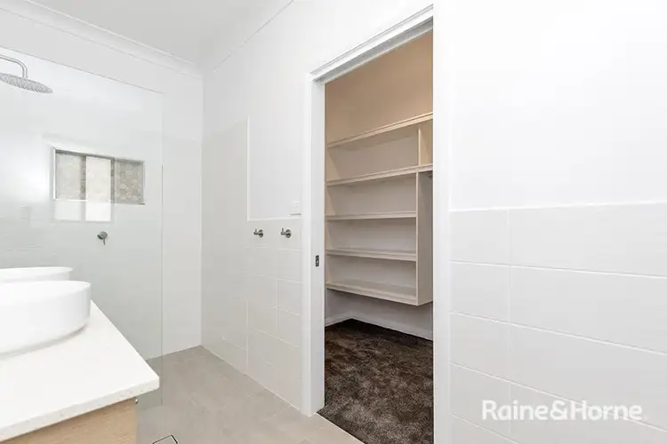 Fourth view of Homely house listing, 28 Evesham Circuit, Tamworth NSW 2340