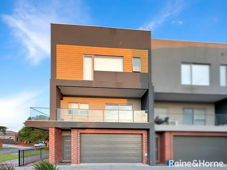 10 & 14/6 Little Windrock Lane, Craigieburn VIC 3064