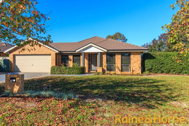 2 Savoy Place, Dubbo NSW 2830