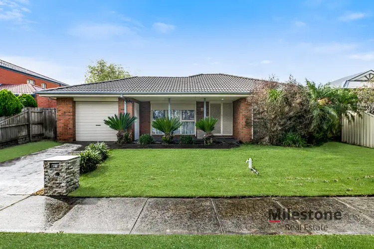 29 Chisholm Crescent, Narre Warren South VIC 3805