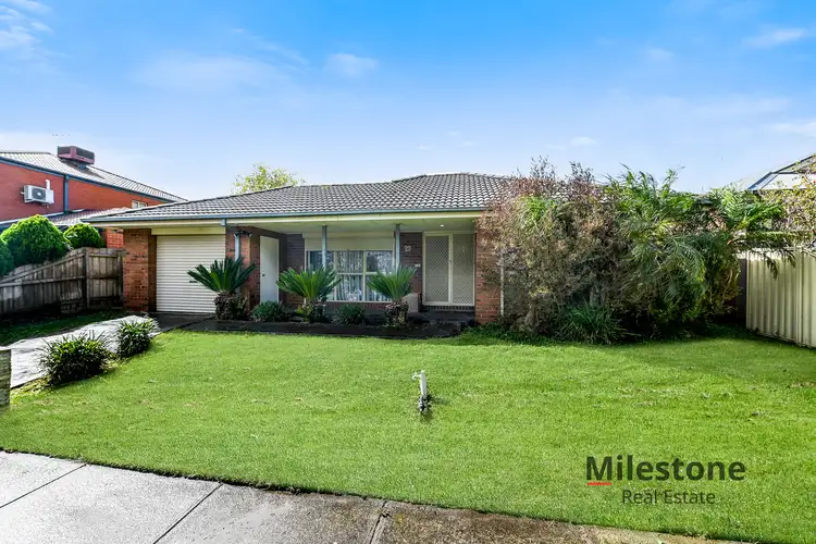 Second view of Homely house listing, 29 Chisholm Crescent, Narre Warren South VIC 3805