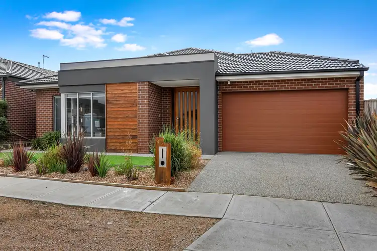Second view of Homely house listing, 4 Wanneroo Circuit, Harkness VIC 3337