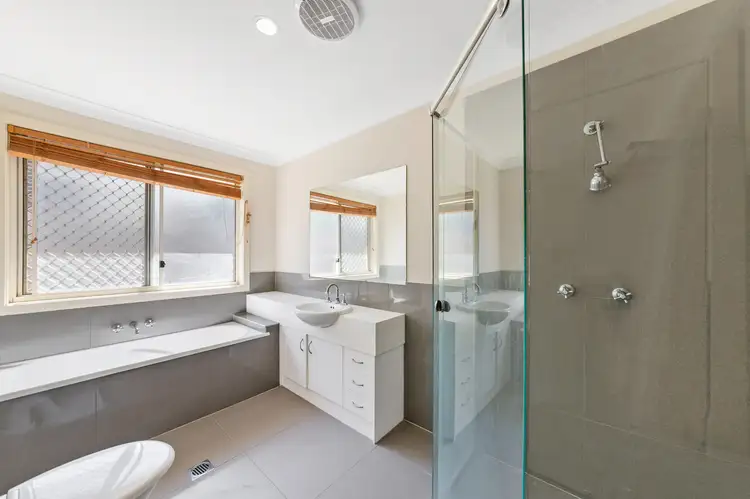 Fourth view of Homely house listing, 5 Scribbly Gum Court, Boronia Heights QLD 4124