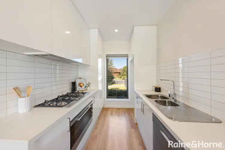 Fifth view of Homely house listing, 2/7 The Mews, Sunshine West VIC 3020