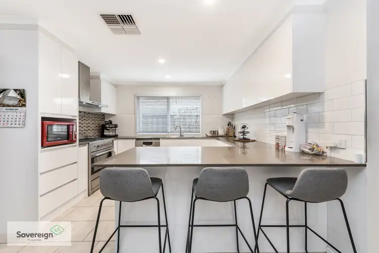 Fourth view of Homely house listing, 4 Kent Court, Cranbourne North VIC 3977