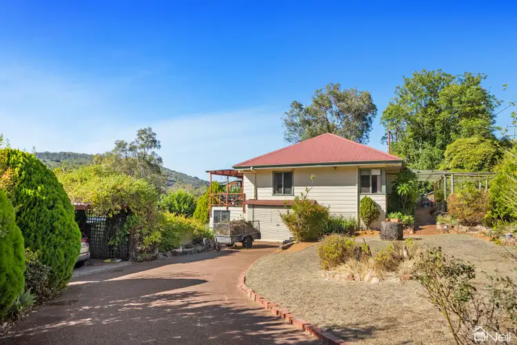 5 Butcher Road, Roleystone WA 6111