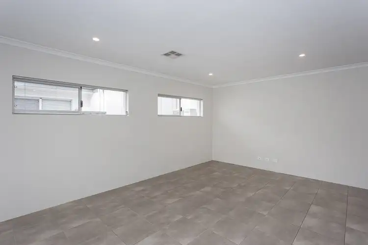 Seventh view of Homely villa listing, 280B Flinders Street, Nollamara WA 6061