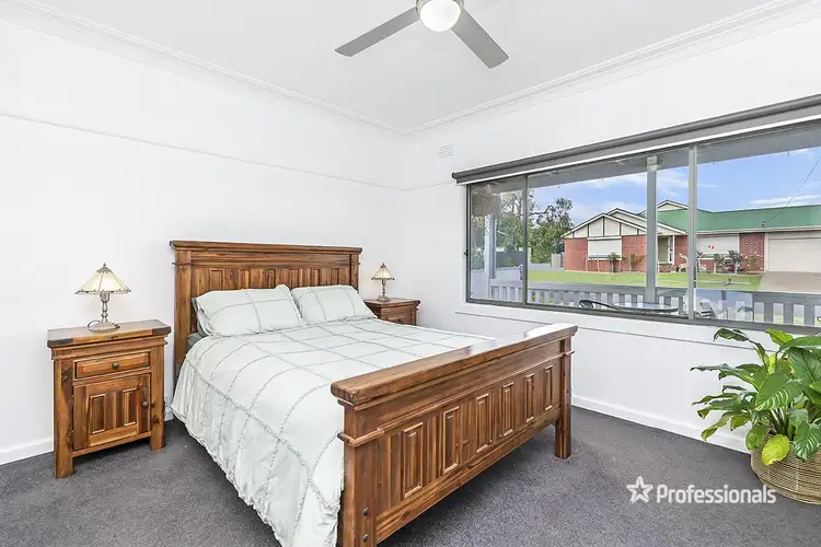 Third view of Homely house listing, 17 Duke Avenue, Hamilton VIC 3300