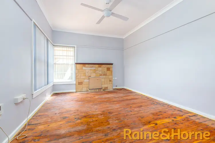 Sixth view of Homely house listing, 24 Short Street, Dubbo NSW 2830