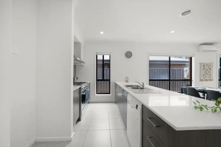 Fifth view of Homely house listing, 22 Uralla Street, Manor Lakes VIC 3024