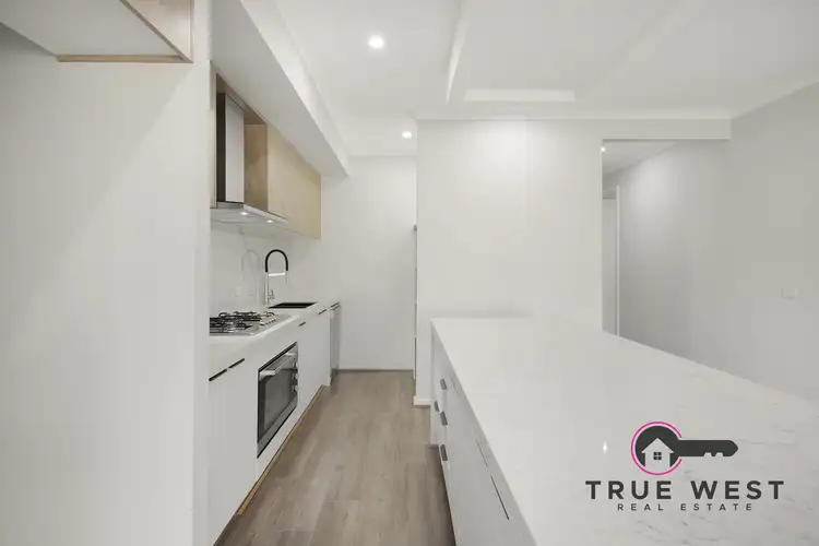 Second view of Homely house listing, 8 Aporta Avenue, Tarneit VIC 3029