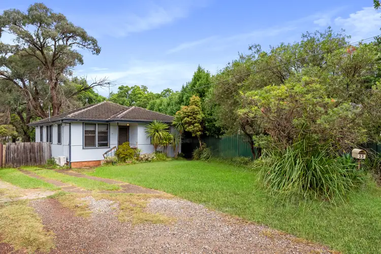 33 Cedar Crescent, North St Marys NSW 2760