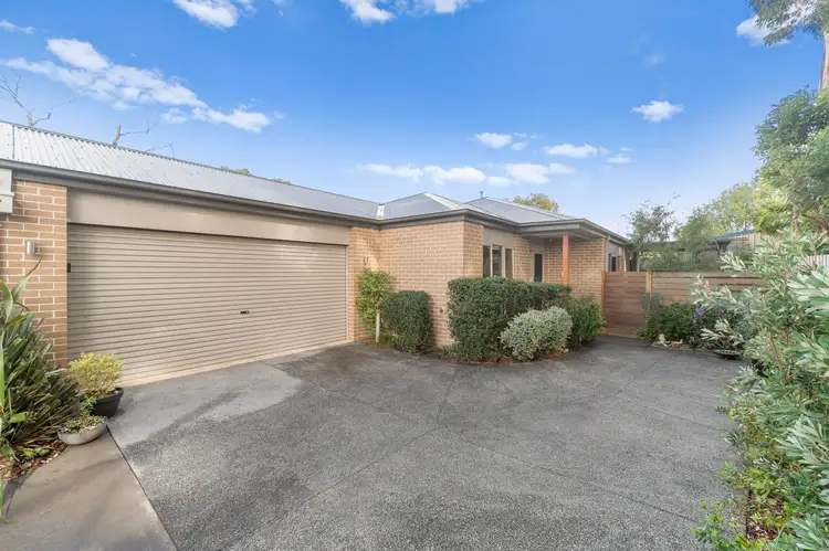 2/14 Sudholz Street, Bittern VIC 3918