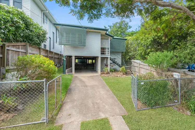 7 The Promenade, Camp Hill QLD 4152