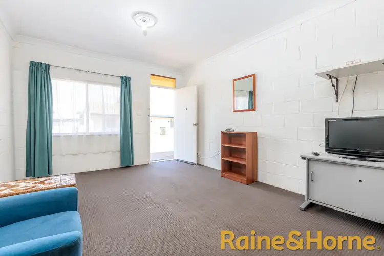 Fourth view of Homely block of units listing, 178 Warren Road, Gilgandra NSW 2827