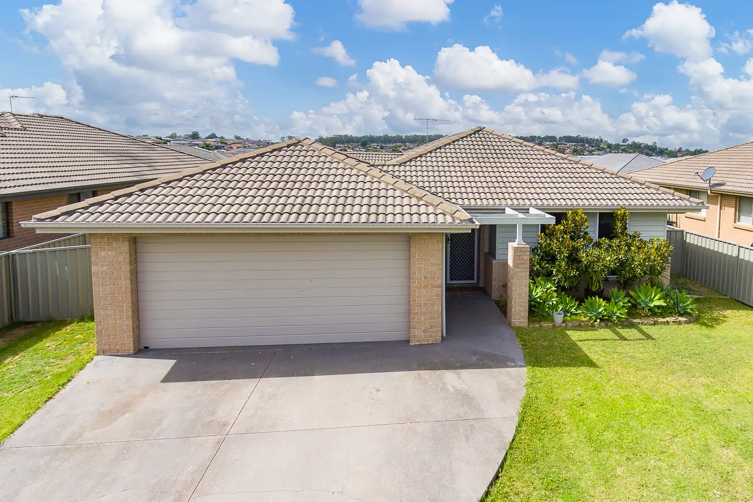 Main view of Homely house listing, 16 Fonda Avenue, Rutherford NSW 2320