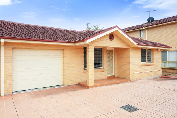 156-160 Brenan Street