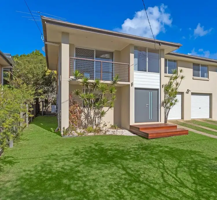 19 Waratah Drive, Clontarf QLD 4019
