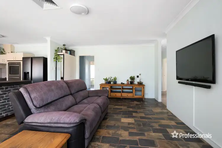 Sixth view of Homely house listing, 1 Allsop Close, Hannans WA 6430