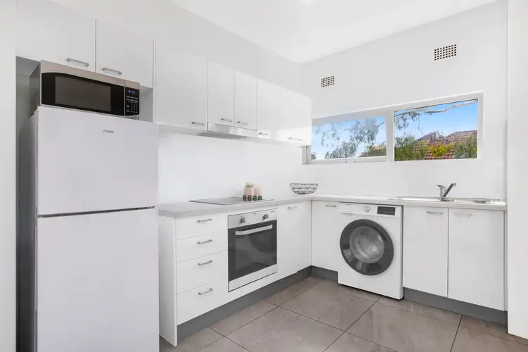 Third view of Homely apartment listing, 26/3 Ocean Street North, Bondi NSW 2026