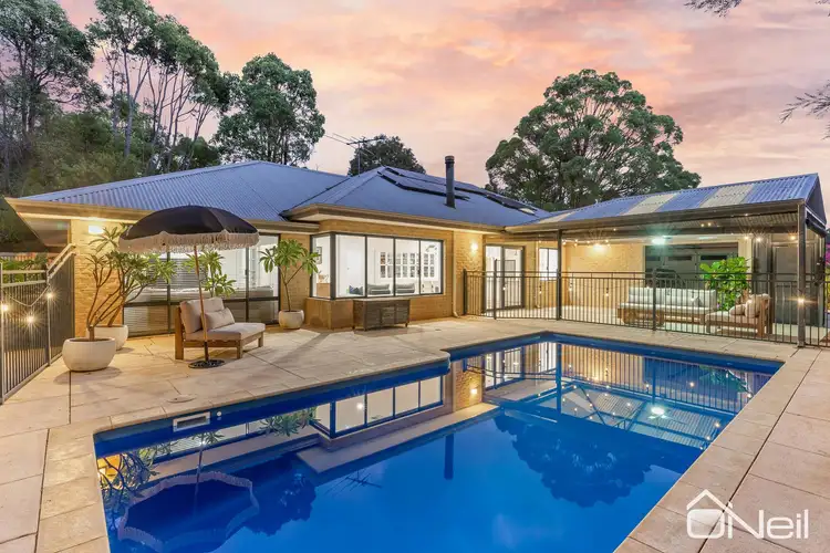 10 Henty Lookout, Roleystone WA 6111
