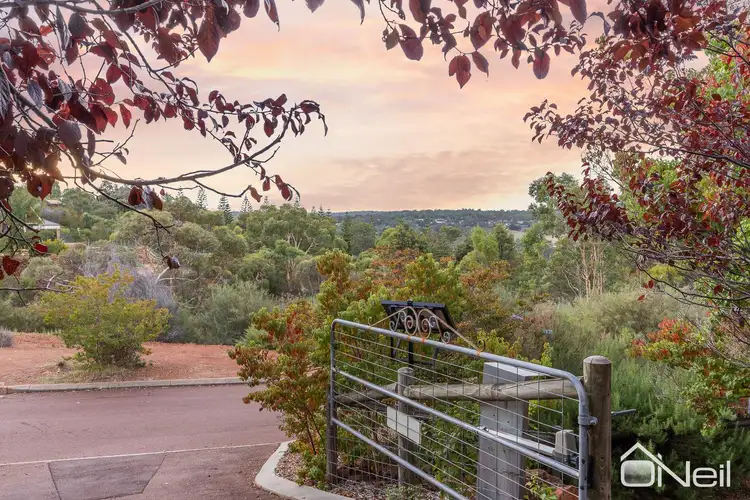 Sixth view of Homely house listing, 10 Henty Lookout, Roleystone WA 6111